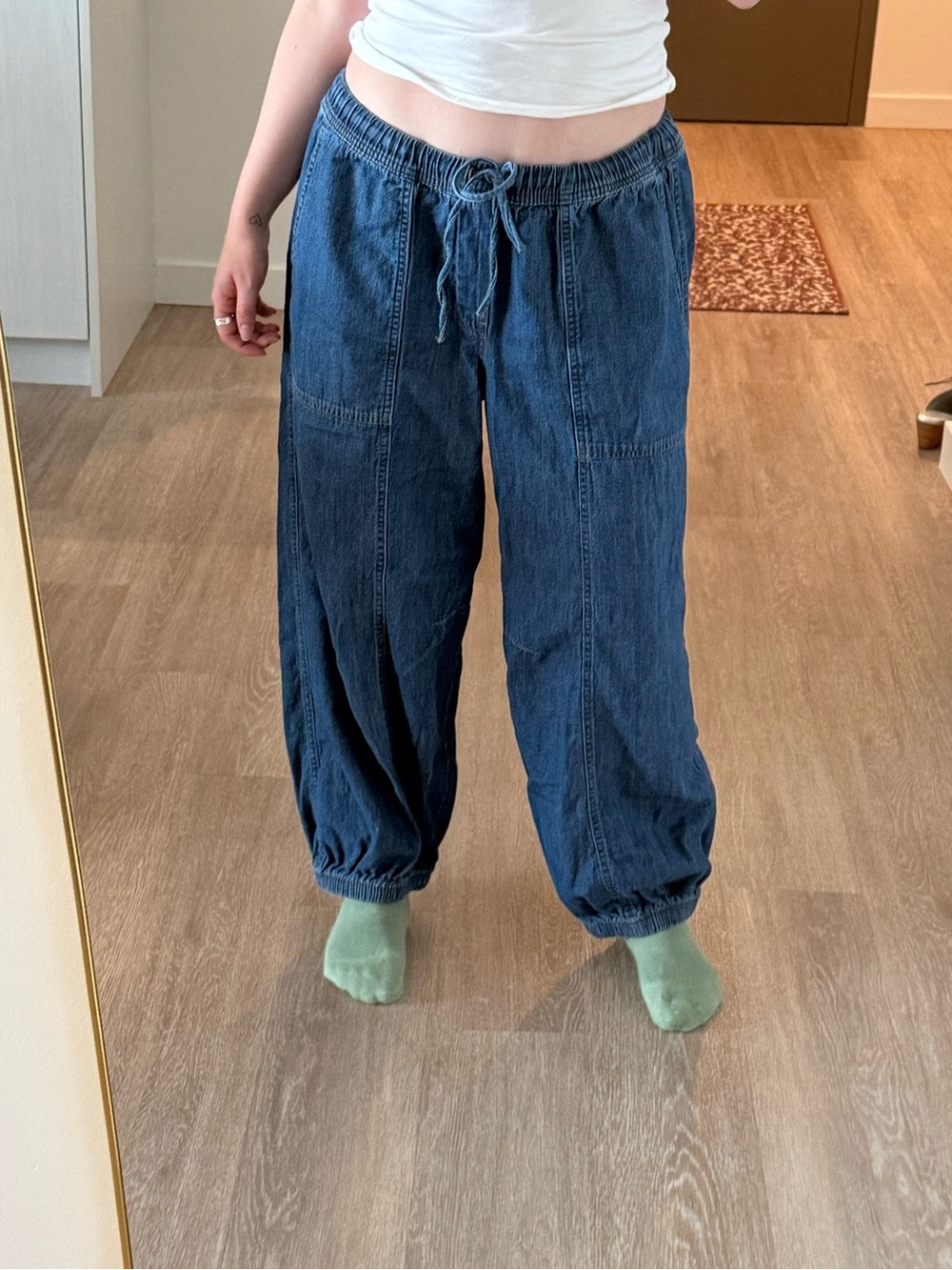 old navy balloon jeans - Picture 3 of 6